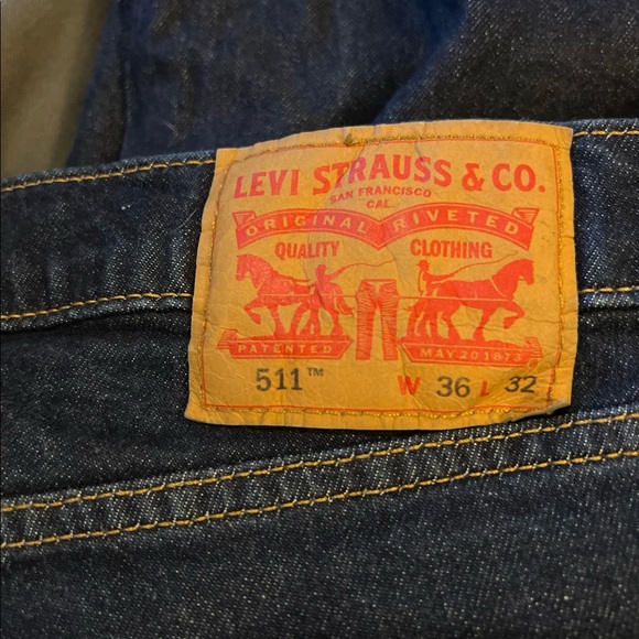 LEVIS 511 Dark Wash Jeans - Picture 5 of 6